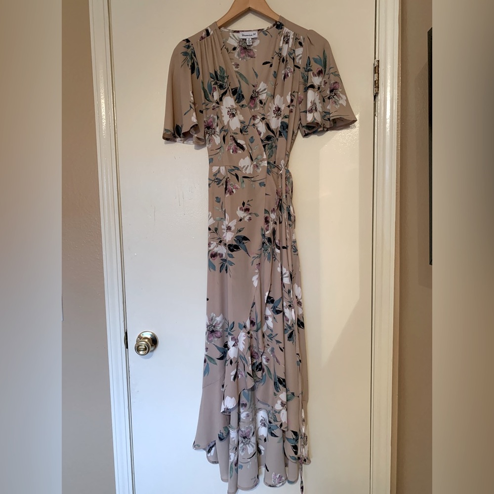 Veronica M, gorgeous floral wrap dress, XS